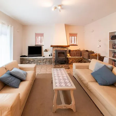 Cottage By Semois River In Ardennes Forest, Cleaning Included *