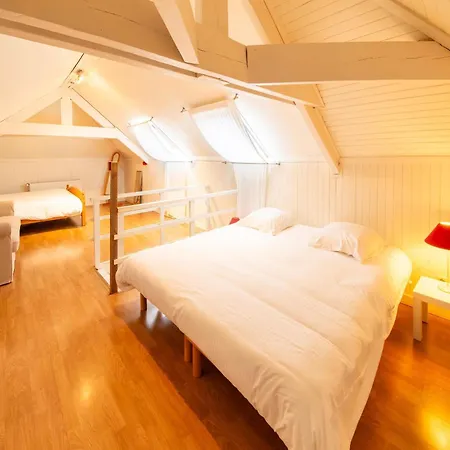 Cottage By Semois River In Ardennes Forest, Cleaning Included * 브레스-쉬르-세무아